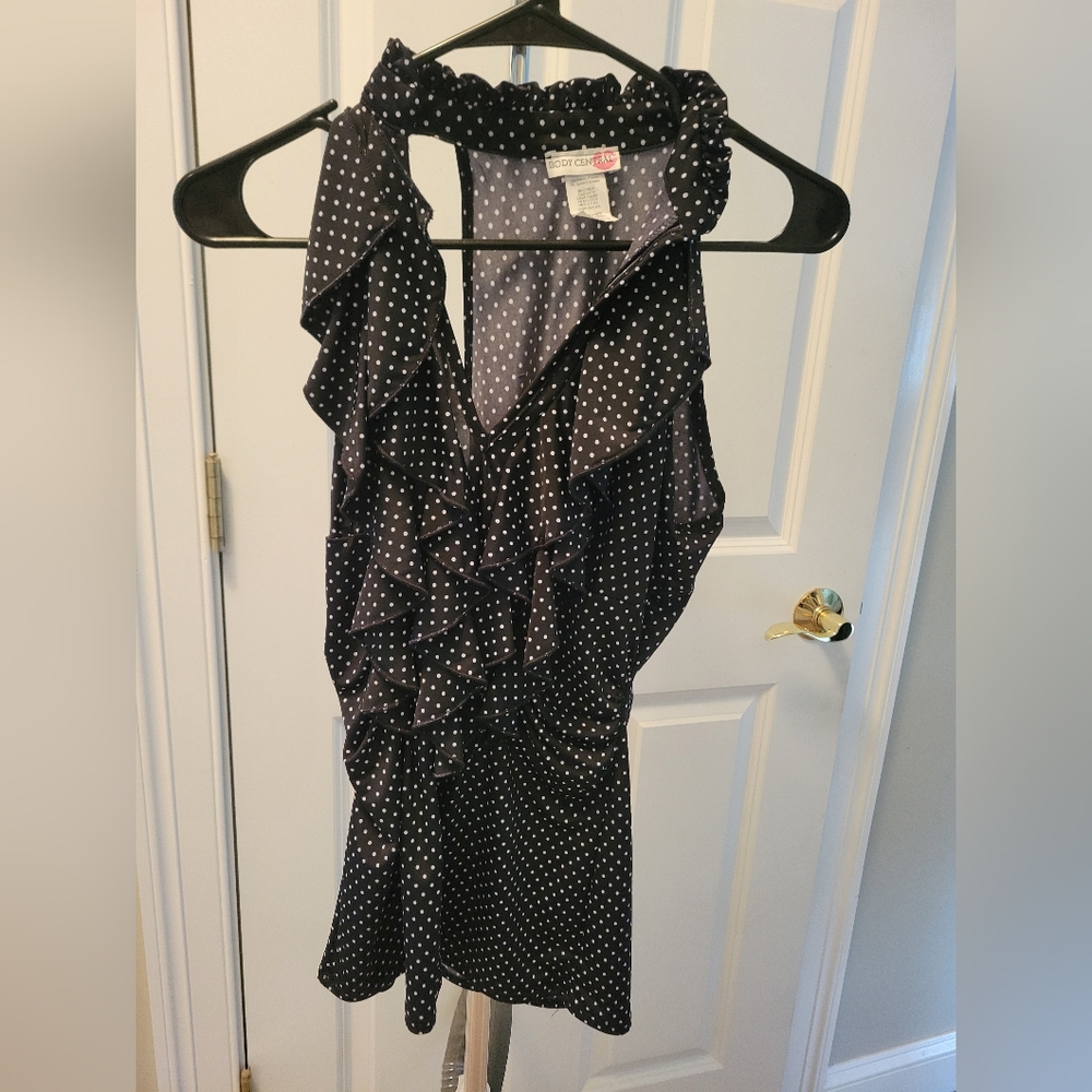 Polka Dot Ruffle Sleeveless Top. Medium